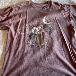 Urban outfitters t shirt